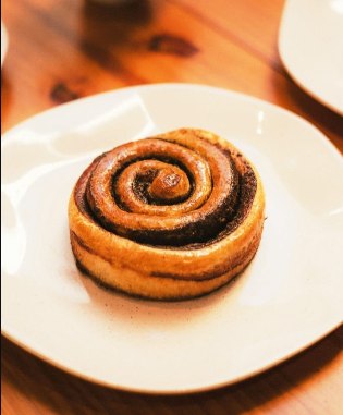 Rocambole de canela